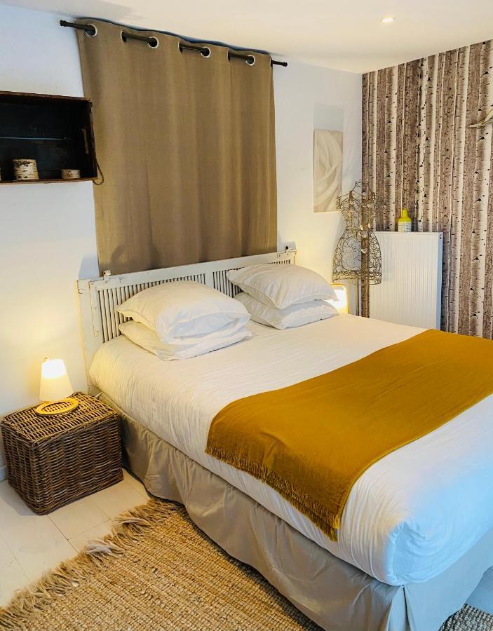 Bed and Breakfast Le 19 Séné Esterno foto